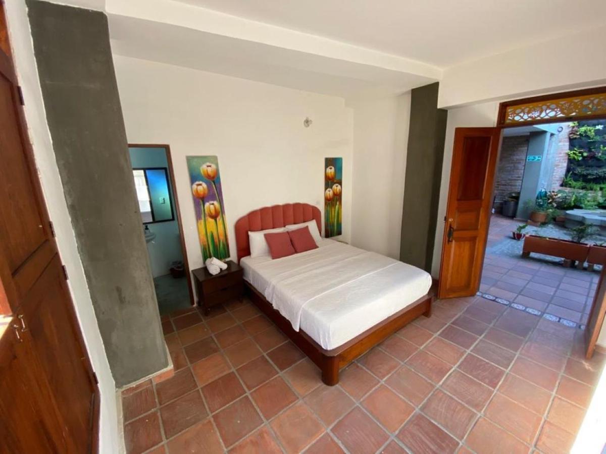 Hotel Casa Bresse Cali Esterno foto