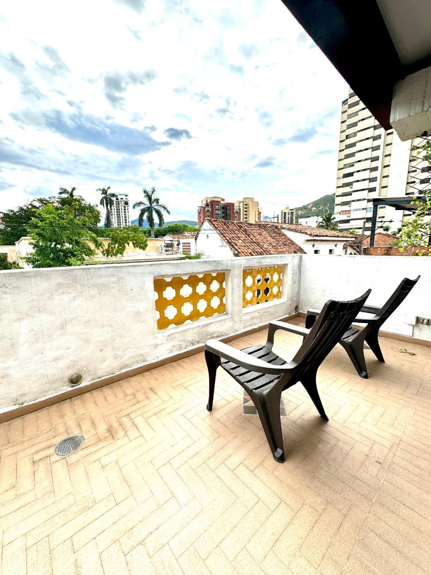 Hotel Casa Bresse Cali Esterno foto
