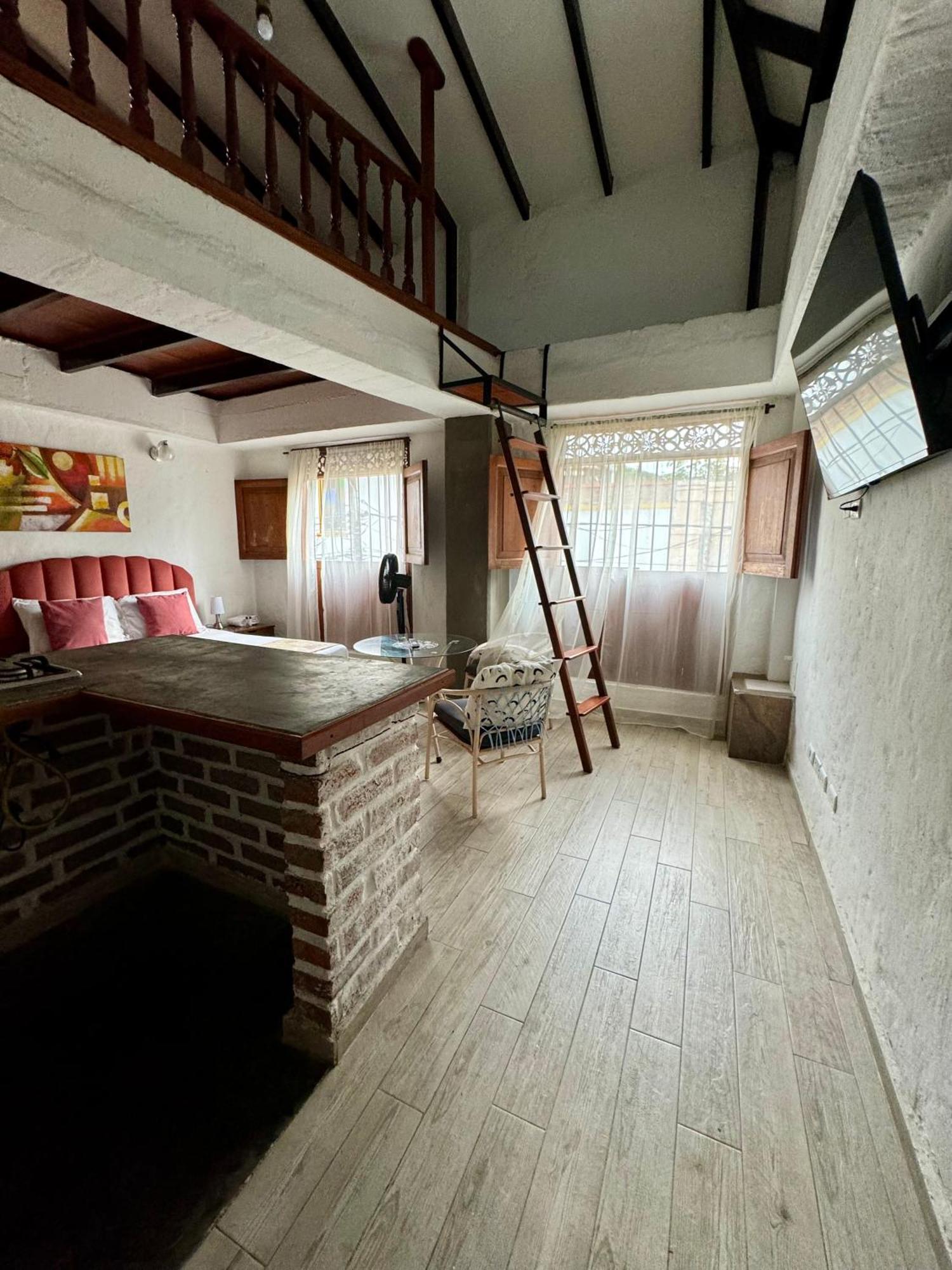 Hotel Casa Bresse Cali Esterno foto