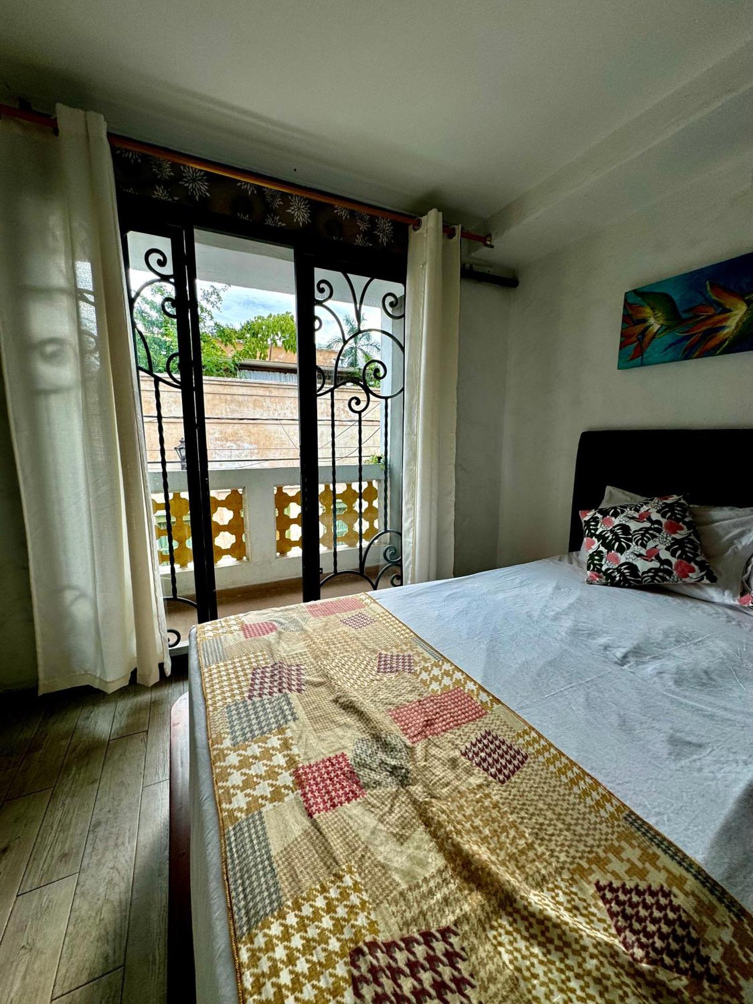Hotel Casa Bresse Cali Esterno foto
